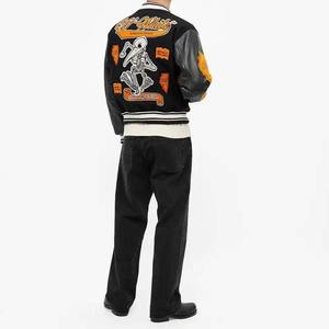 Chaqueta universitaria de béisbol para hombre con funda de cuero ecológica y bordado de chenilla, servicio OEM. - Product Image 5