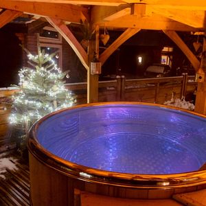 Baignoire jacuzzi extérieure autoportante en acier inoxydable 160 de 304 cm avec massage pour 2 personnes, 2 lumières LED et 2 escaliers pour villas et hôtels - Product Image 5