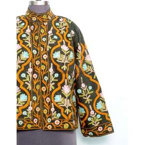 เสื้อแจ็คเก็ตปักลายคอร์ติสแบบสั้น ทำมือ สไตล์ชาติพันธุ์ สำหรับฤดูหนาว ขายส่ง เสื้อคลุมแฟชั่นแบบดั้งเดิม สำหรับงานปาร์ตี้และงานอีเว้นท์ - Product Image 2