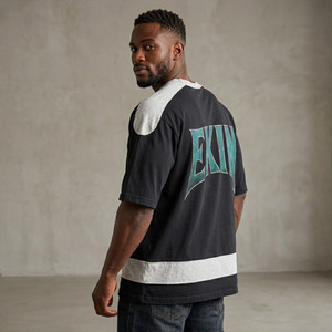 T-shirt en jean délavé unisexe American Vintage à manches courtes avec broderie de patch et motif imprimé en tissu tissé, coupe ample style streetwear - Product Image 4