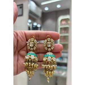Magníficos Pendientes de Moissanita Chapados en Oro de Latón de Calidad Superior y a la Moda para Mujeres y Niñas, Colección para Bodas y Fiestas - Product Image 1