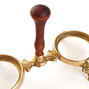 Premium Luxury Stylish Sprinklers With Stand Designer Metal <b>Salt</b> And Pepper <b>Shaker</b> Set With Base For Home Restaurant Table Decor - Product Image 5