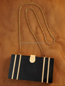 Pochette en bois et résine à texture de luxe | Sac de soirée brillant à motif de marbre fabriqué à la main | Produits les plus vendus - Product Image 5