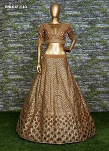 Ropa de boda, nueva llegada, lehenga-choli y dupatta de seda gruesa con lentejuelas y bordados dorados, proveedor de la India. - Product Image 4