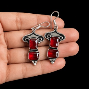 Pendientes Colgantes de Plata de Ley 925 con Granate Rojo Natural, Hechos a Mano, Joyería con Piedras Preciosas, Piedra de Nacimiento de Enero - Product Image 3