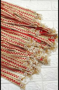 Ensemble de latkans de mariage en velours rouge, exquis et fait main, conçu pour ajouter un charme royal aux lehengas, dupattas, potlis et décorations de mariage. - Product Image 3