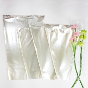 Fournisseur en gros de manchons pour fleurs en résine transparente BOPP personnalisés, certifiés SGS, sacs d'emballage pour bouquets floraux en plastique - Product Image 1
