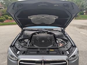 Meilleure offre : Mercedes-Benz S580 4Matic 2023 d'occasion en excellent état, conduite à gauche et à droite - Product Image 3