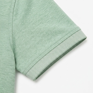 T-shirts d'été en gros à manches courtes pour hommes, personnalisables avec logo imprimé sur le devant, en polyester blanc uni, respirants et formels - Product Image 4