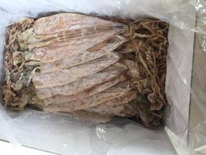 Calamar séché naturellement au soleil du Vietnam – Produit de la mer séché en gros pour la restauration, le service alimentaire et le marché de détail - Product Image 1