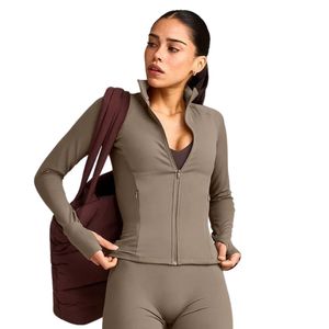 Chaqueta Softshell Casual para Mujer, Ligera, Cortavientos, Cálida, para Deportes al Aire Libre, Ropa de Moda, Logotipo Personalizado, OEM, Venta al Por Mayor - Product Image 3