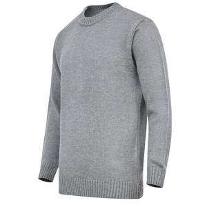 Suéter de Hombre Moderno y a la Moda, Hecho en Pakistán, Color Gris Claro, Tejido de Punto, Cuello Redondo Clásico, para Otoño e Invierno - Product Image 1