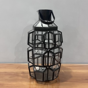 Farol Decorativo de Hierro para Decoración del Hogar, Acabado Negro, Navidad, Día de San Valentín - Product Image 1