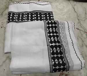 Chal Blanco Emmah de la Mejor Calidad, el Más Vendido, Nombre del Departamento: Chal IMMAH Musulmán Sudanés, Número Uno en África - Product Image 1