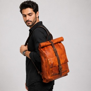 Mochila Vintage de Cuero Suave con Parte Superior Enrollable, Estilo Rugby, Bandolera Casual para Viajes, con Dos Correas, Alta Calidad, 20-39L, para Halloween y Navidad - Product Image 4
