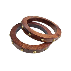 Ensemble de bracelets exquis en bois et laiton, fabriqués à la main, pour les occasions traditionnelles – Dernier produit unique fourni par AFZA ENTERPRISES - Product Image 5