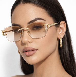 Gafas de sol cuadradas de lujo estilo hip hop unisex con montura sin borde, detalles de diamantes y moissanita en plata 925. - Product Image 1