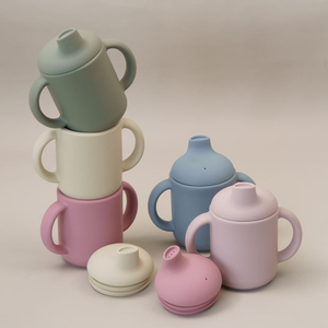 Vaso de Silicona para Bebés Libre de BPA, con Agarre Suave, Antiderrames, Reutilizable, para el Hogar - Product Image 3