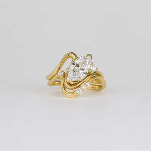 Bague de fiançailles en diamant taille marquise de 1,56 ct sertie en or jaune 14 carats, demi-alliance de mariée, bijoux fins faits à la main - Product Image 3