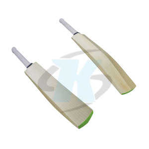 Bate de críquet de madera de calidad profesional con mango ergonómico y equilibrio superior para práctica, partidos y sesiones de entrenamiento. - Product Image 5