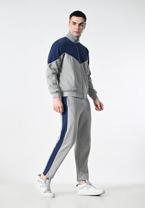 ชุดวอร์มผู้ชายแบบ Color Blocking แขนยาว ซิปคอตั้ง สวมใส่สบายๆ สำหรับฤดูใบไม้ร่วง ผลิตจากผ้าโพลีเอสเตอร์ผสมคอตตอน ระบายอากาศได้ดี - Product Image 3