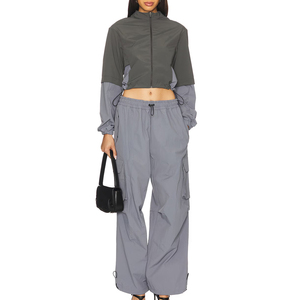 Ensemble de survêtement coupe-vent personnalisé pour femme, 2 pièces, color block, avec veste courte à demi-zip et pantalon de jogging - Product Image 1