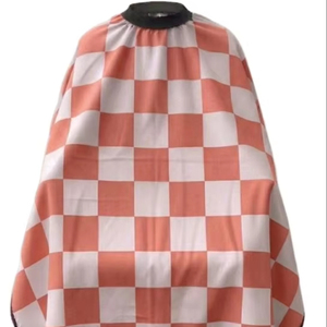 Robe de barbier unisexe Salson White en polyester imperméable à carreaux avec détection d'aiguilles et fusion sans couture - Product Image 1
