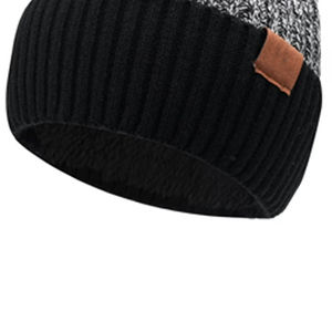 Nuevo Gorro de Punto Cálido y Suave Multicolor con Logotipo Personalizado, Gorro de Invierno con Diseño Jacquard a Precio Económico - Product Image 5