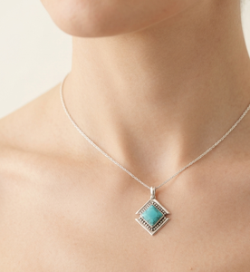 Pendentif carré en argent sterling 925 avec turquoise bleue naturelle, fait main, monture géométrique perlée, sertissage clos, or rose et jaune - Product Image 2
