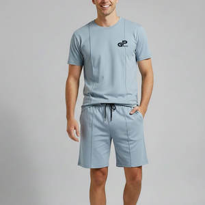 Conjunto de pantalones cortos deportivos para hombre, diseñados para brindar comodidad, flexibilidad y transpirabilidad, adecuados para gimnasio, correr, hacer ejercicio o uso diario. - Product Image 1