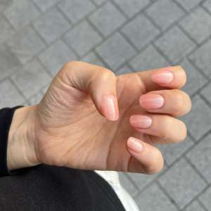 Ongles en gel pressés coréens UUUUU UGN154 Peach Ombre 100% qualité salon réelle, vegan, sans cruauté, non toxique, personnalisables, autocollants pour ongles - Product Image 4