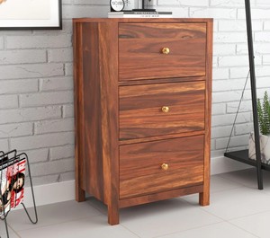 Commode à 3 tiroirs en bois massif |   Commode de chambre minimaliste |   Meubles en bois et autres articles de décoration intérieure en gros - Product Image 1