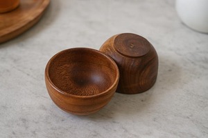 Bol de service en bois simple, artisanal, en bois naturel, pour la cuisine, la salle à manger, les salades, les fruits, écologique, durable - Product Image 3