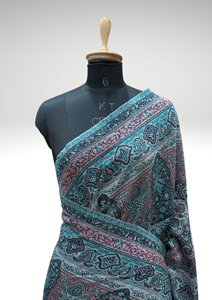 Abaya de Viscosa Jacquard de Tejido Directo de Fábrica Safaa - Abaya de Lujo con Patrón Étnico Jamawar, Prenda Modesta para Mujer - Product Image 6