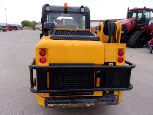 Transacition rapide et facile, JCB 210 d'occasion en bon état, avec chenilles fermées, attache rapide et moteur diesel, à vendre - Product Image 3