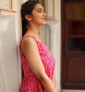 <b>Womens</b> <b>Pink</b> Rayon Bandhej Printed Regular Fit Sleeveless <b>Top</b> With Round Neck Designed For Global Casual Summer Everyday Wear - Product Image 3