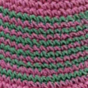 Sombrero de Paja Bicolor Rosa y Verde AKA, Sombrero de Sol de Verano para Mujer, Tejido a Mano, Ligero, Moderno, Accesorio de Playa - Product Image 3