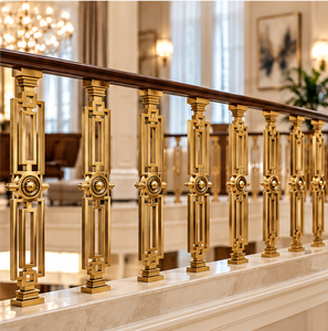 Rampe d'escalier en métal doré Neo Deco avec balustres à motifs géométriques pour villas, hôtels et intérieurs modernes - Product Image 4