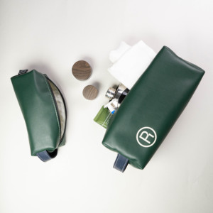 กระเป๋าเครื่องสําอางผู้ชายหนัง PU ป้องกันการสาดปรับแต่งด้วยโลโก้ - Product Image 5