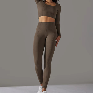 Nuevo Conjunto de Leggings de Cintura Alta y Top de Yoga de Manga Larga con Sensación de Segunda Piel, 2 Piezas - Product Image 1