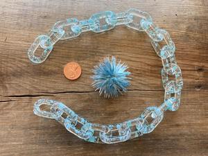 Décoration murale personnalisée faite à la main en chaîne de maillons, article en résine, objet décoratif de chambre, articles les plus adorables, chaîne en acrylique, vente en gros - Product Image 2