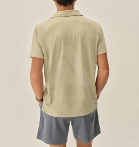 เสื้อเชิ้ตผู้ชายขายส่ง OEM ผ้าฝ้าย 100% สีพื้น พิมพ์ลายดิจิตอลตามสั่ง ฟรีโลโก้ด้านหน้า ระบายอากาศได้ดี แขนสั้น - Product Image 2