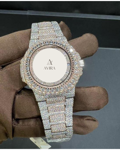 Montre diamantée la plus vendue, montre haut de gamme, cadeau idéal pour anniversaire et célébration, disponible à prix abordable en provenance d'Inde, en gros. - Product Image 1