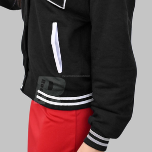 Chaqueta de hombre con logotipo bordado de marca personalizada, chaquetas universitarias de forro polar de algodón, chaquetas universitarias de último estilo de Pakistán - Product Image 4