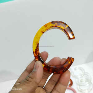 Pulsera de Resina Epoxi Moderna, Ecológica y Hecha a Mano, con Alto Brillo, a Precio de Mayoreo - Product Image 2