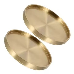 Ensemble de sous-verres en métal élégants pour la protection des verres à boisson et la décoration contemporaine de la table à manger - Product Image 2