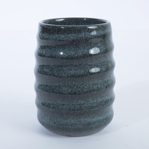 Tasse à thé zen asiatique en céramique Agung Keramik Grey Reactive Glaze, 6x9cm, compatible lave-vaisselle et micro-ondes, pour restaurants - Product Image 3
