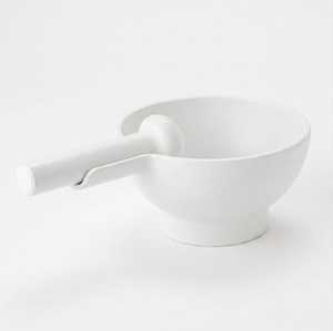 Juego de Mortero y Pilón de Mármol Blanco, Molinillo Manual de Piedra Resistente para Especias, Herramienta Tradicional para Moler Hierbas para Uso en la Cocina - Product Image 5