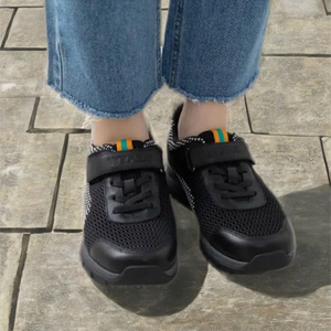 WYPEX, zapatillas deportivas de ajuste ancho para mujer, diseño cómodo antideslizante, cuero transpirable, EVA parte superior, zapatos cálidos suaves a prueba de golpes - Product Image 1