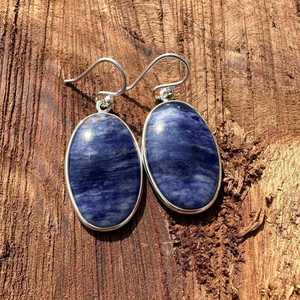 Pendientes de Sodalita Hechos a Mano, Plata de Ley 925, Chapados en Oro, Joyería Minimalista para Mujer, Regalo para Ella - Product Image 4